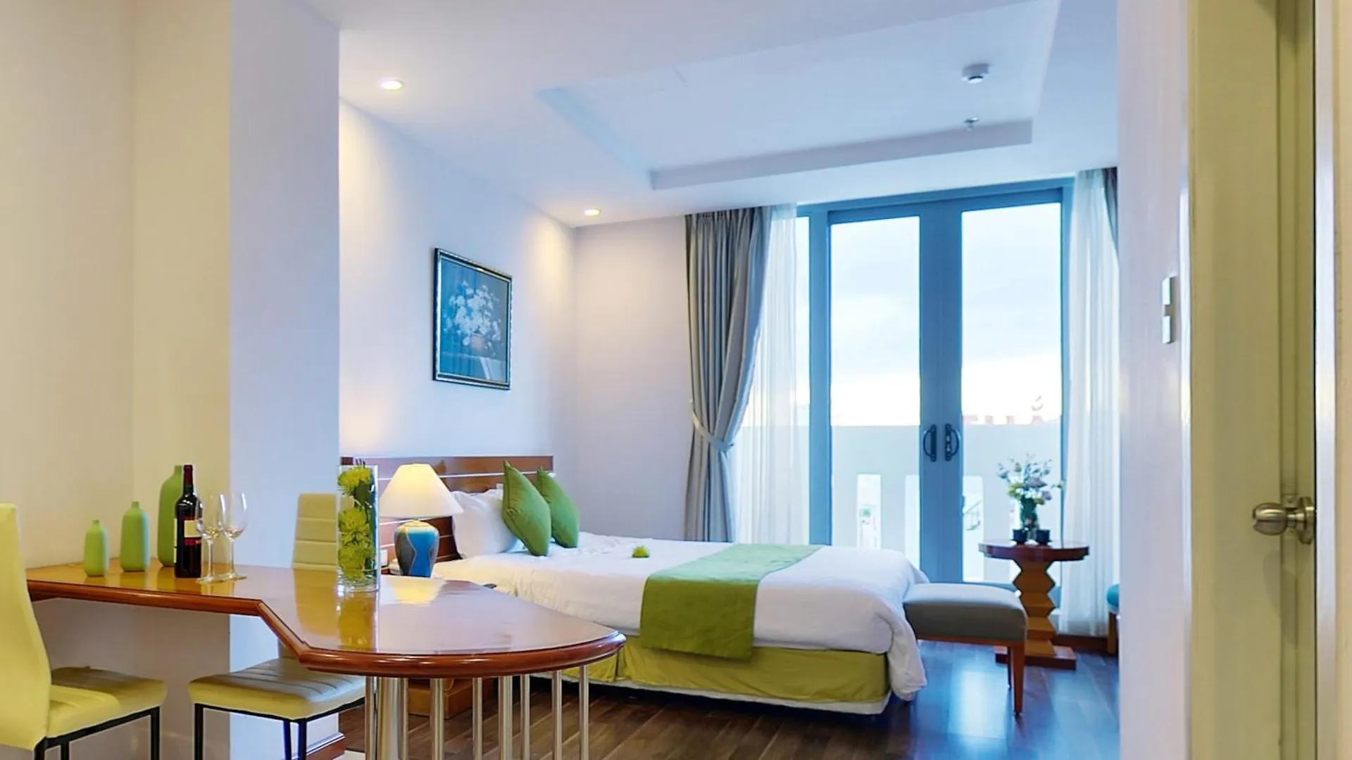 Ronal Hotel Da Nang