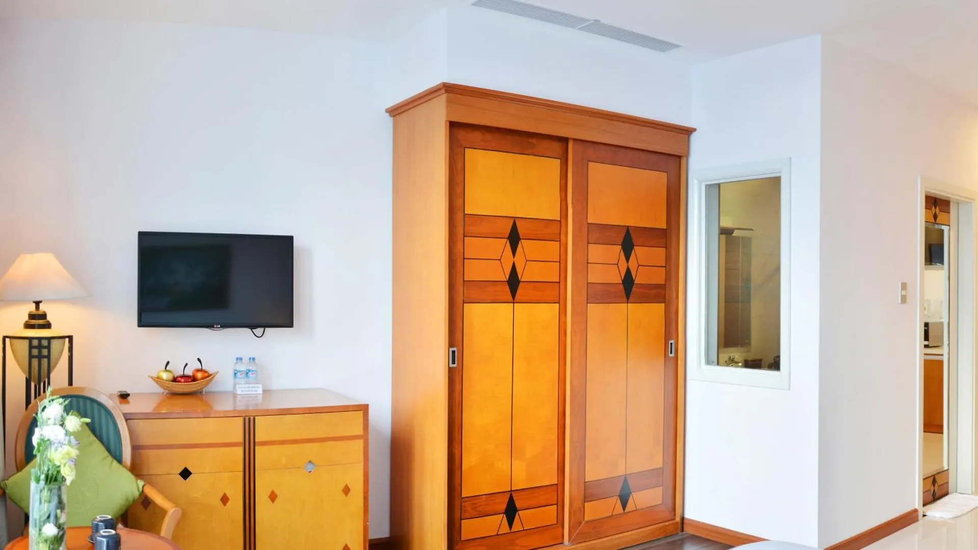 Ronal Hotel Da Nang 0*,  Vietnam